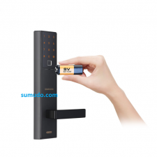 Khoá cửa vân tay Samsung SHP-DH538MU/EN 4 Dùng Pin dự phòng để cấp nguồn mở khóa khi hết Pin