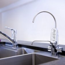 may loc nuoc dien giai ion kiem mitsubichi cleansui eu3010